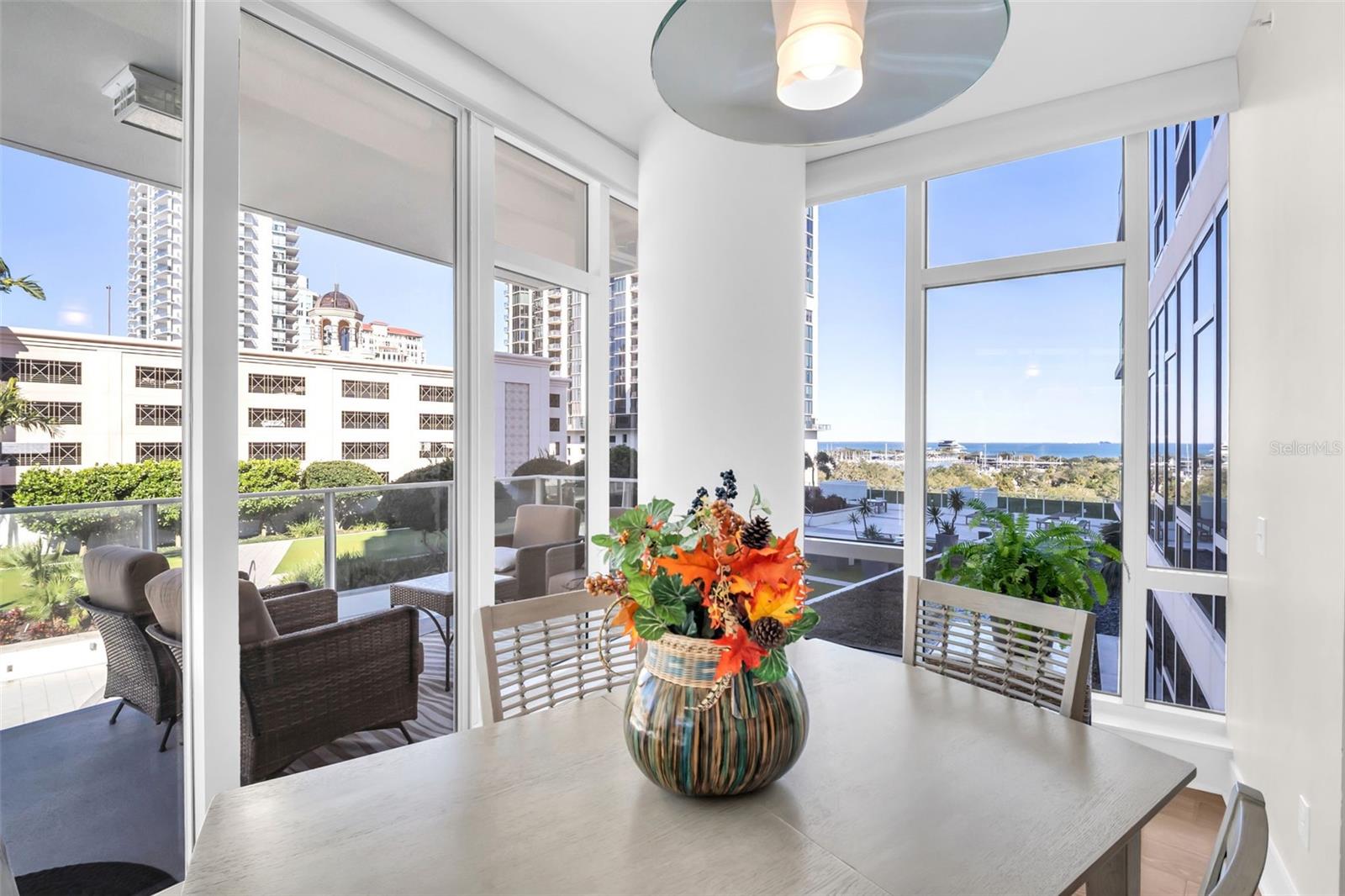 Image 14 of 51 For 175 1st Street S 702