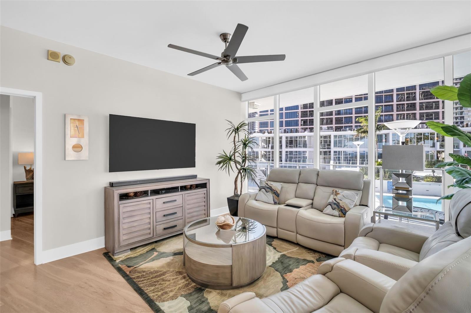 Image 15 of 51 For 175 1st Street S 702