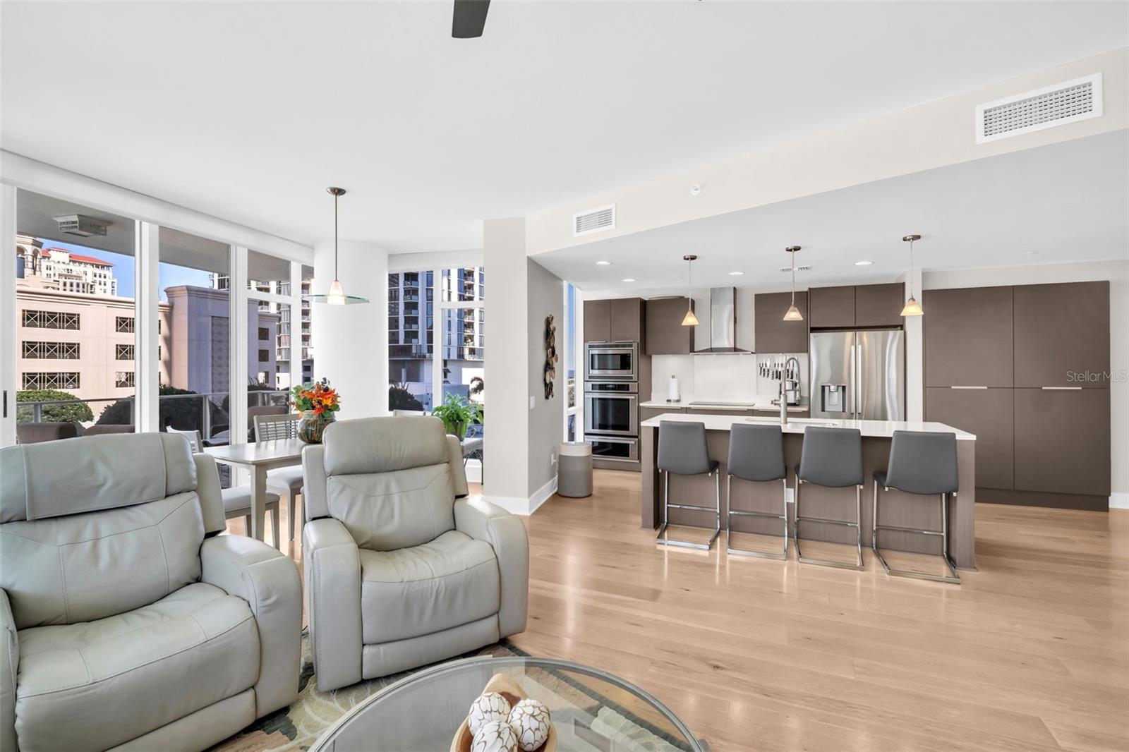 Image 17 of 51 For 175 1st Street S 702