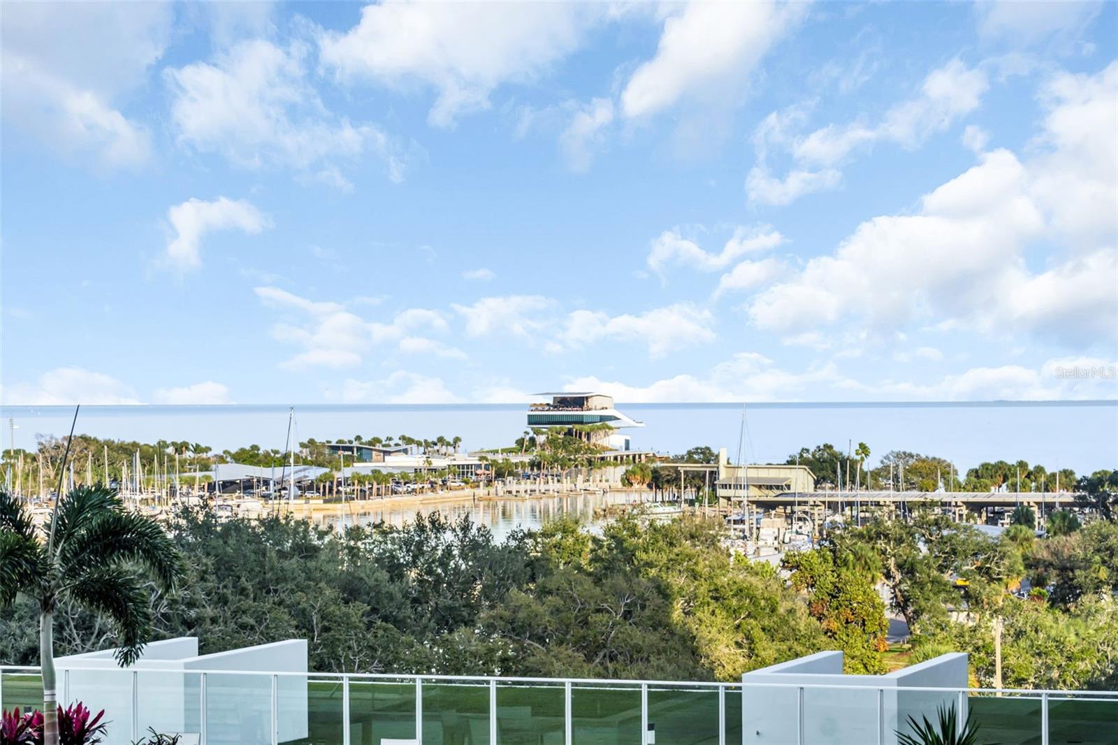 Image 19 of 51 For 175 1st Street S 702