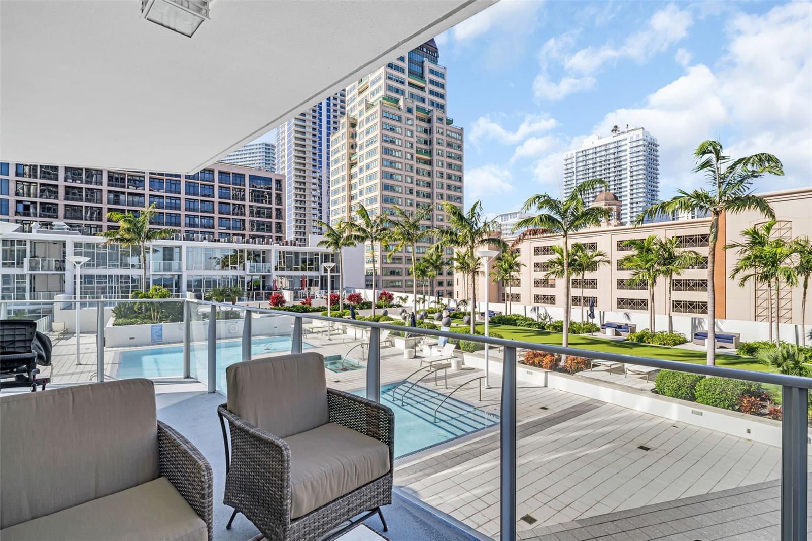 Image 25 of 51 For 175 1st Street S 702