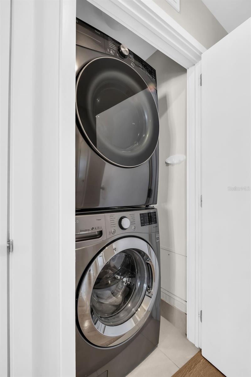 Image 38 of 51 For 175 1st Street S 702