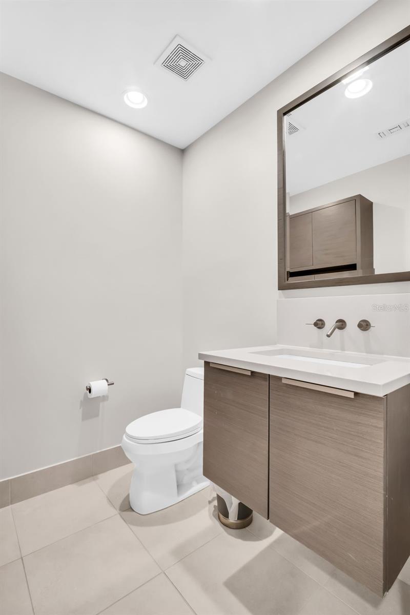 Image 40 of 51 For 175 1st Street S 702