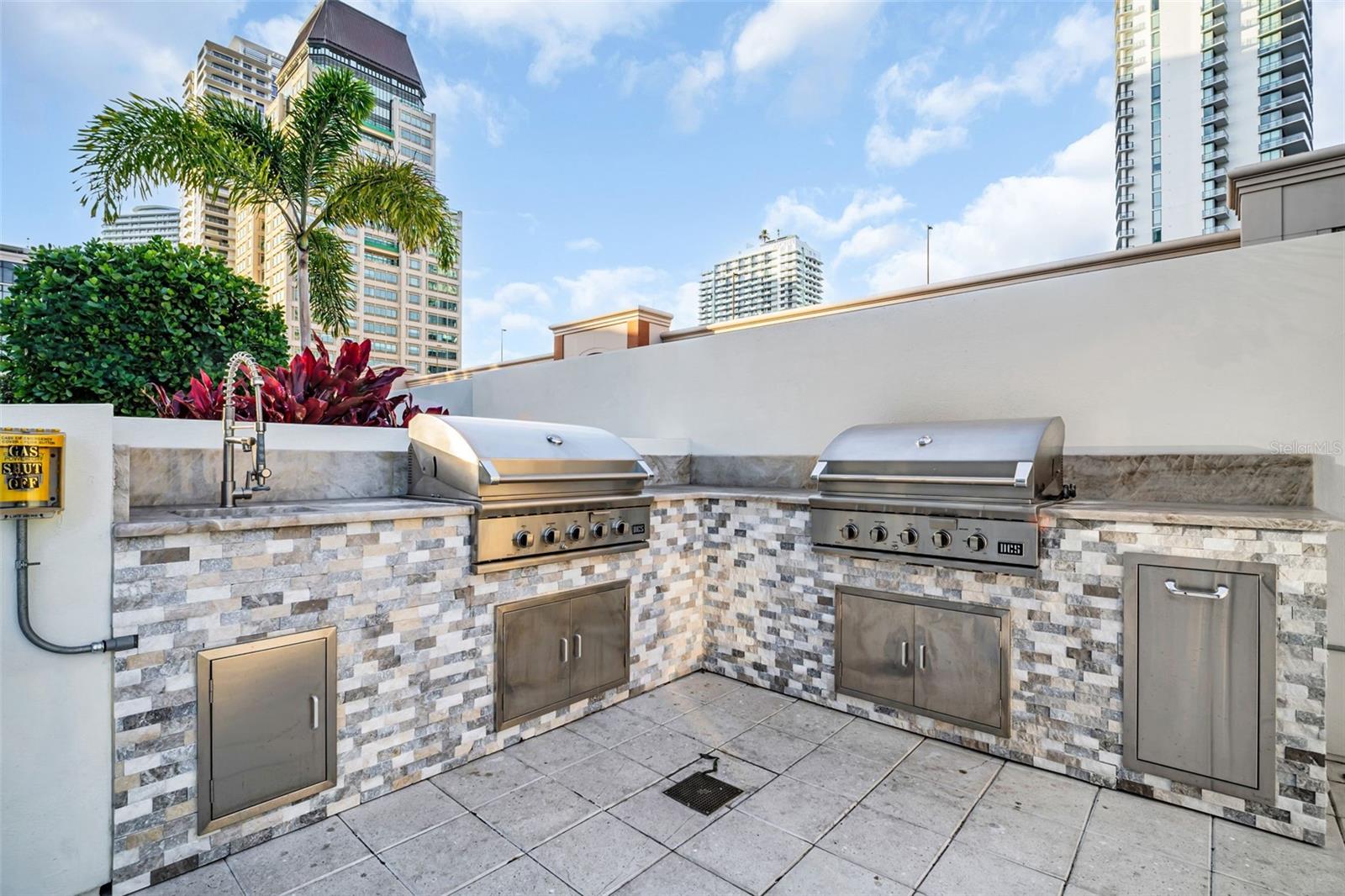 Image 46 of 51 For 175 1st Street S 702