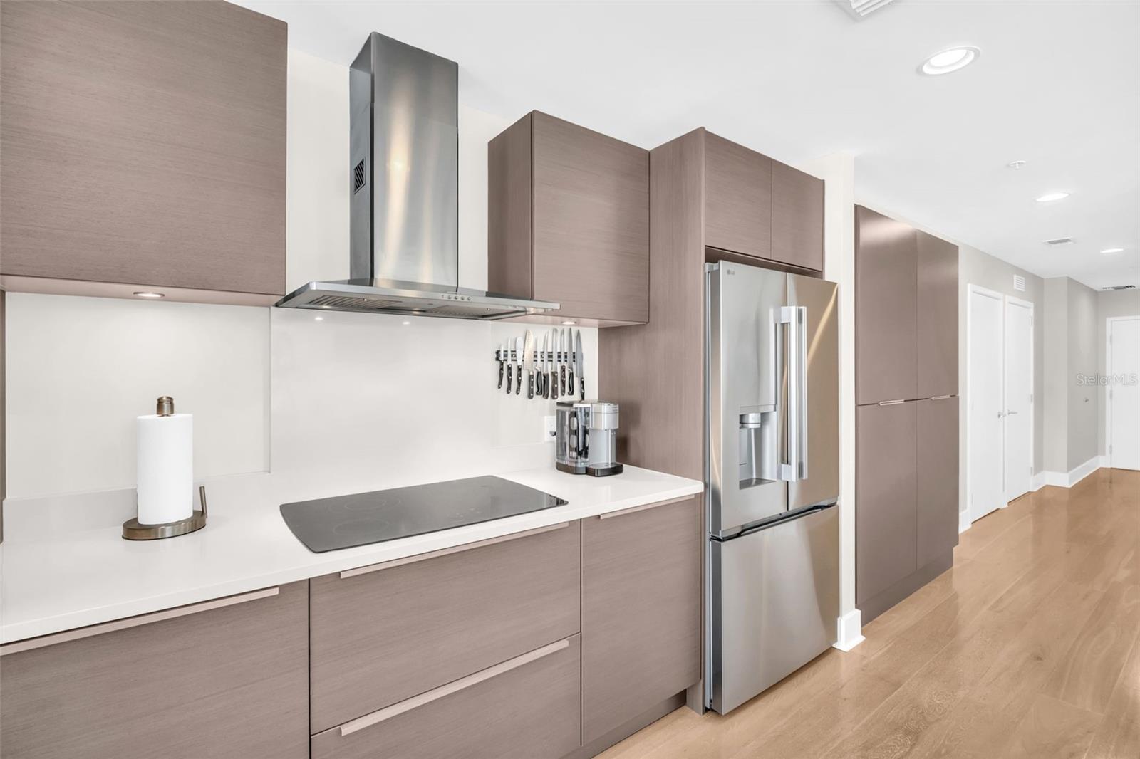 Image 8 of 51 For 175 1st Street S 702