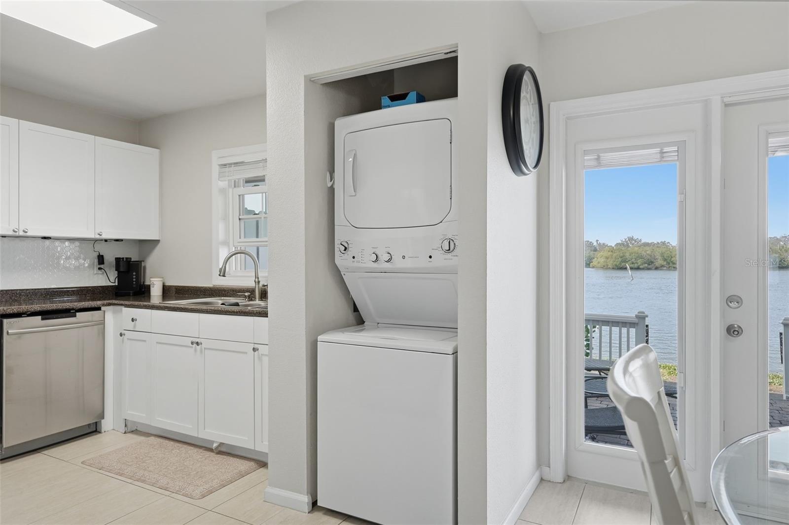 Image 6 of 43 For 3783 Pompano  B