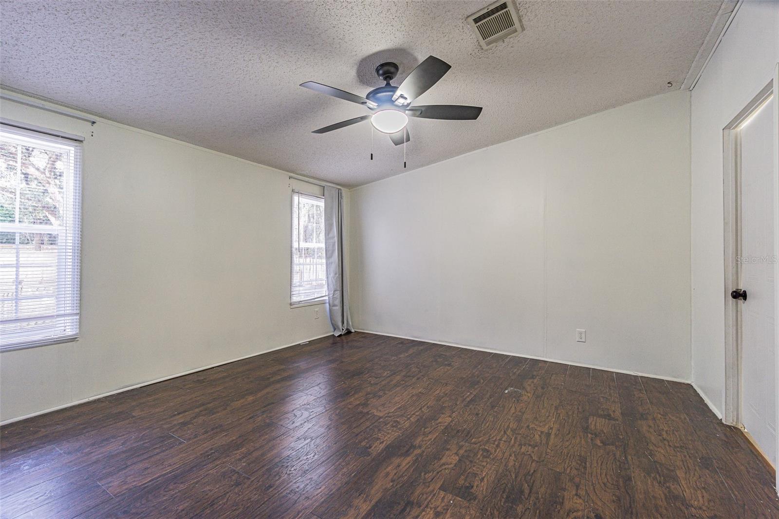 Image 20 of 53 For 7029 Forbes Road