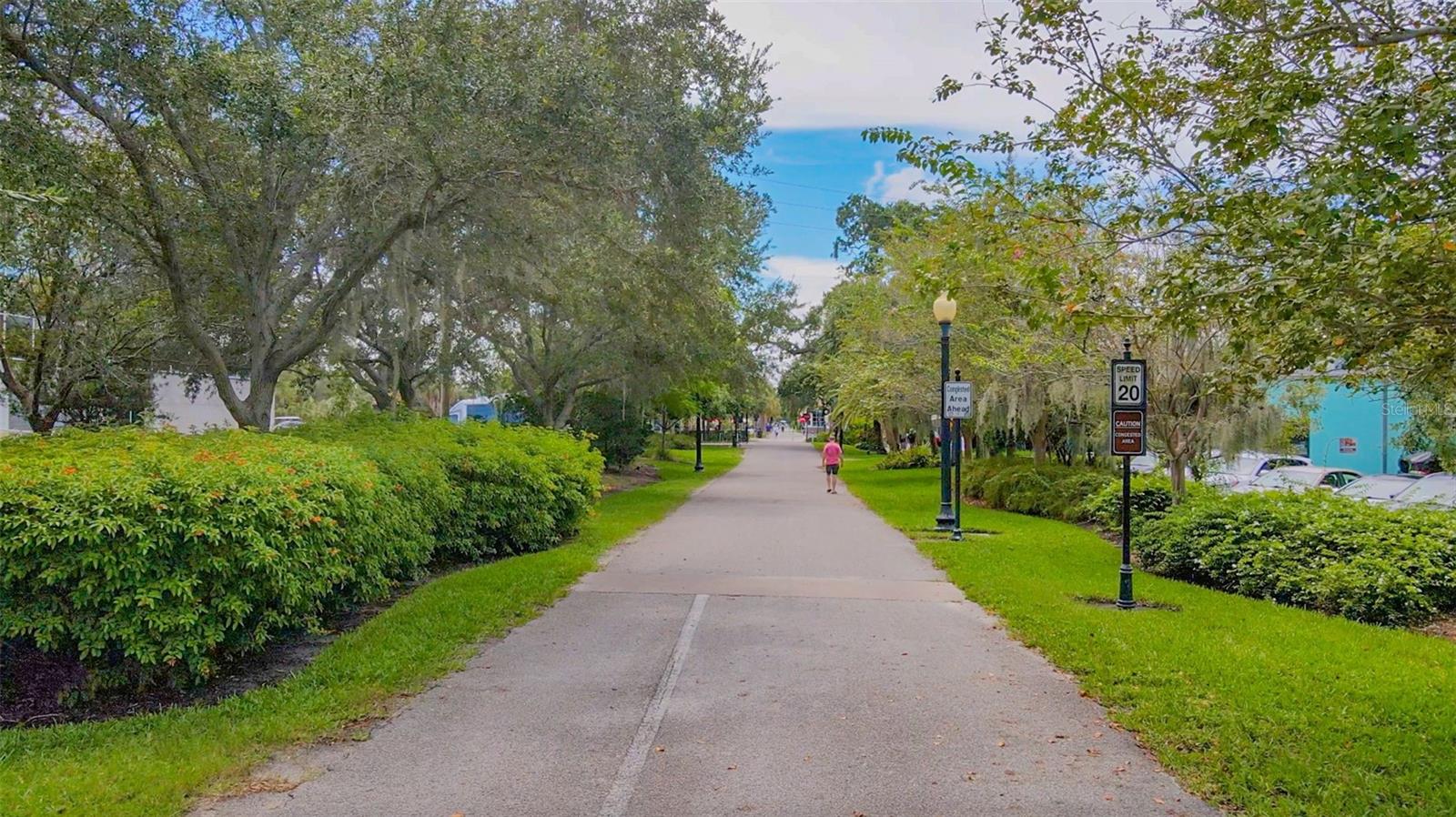 Image 38 of 38 For 618 Broadway  B