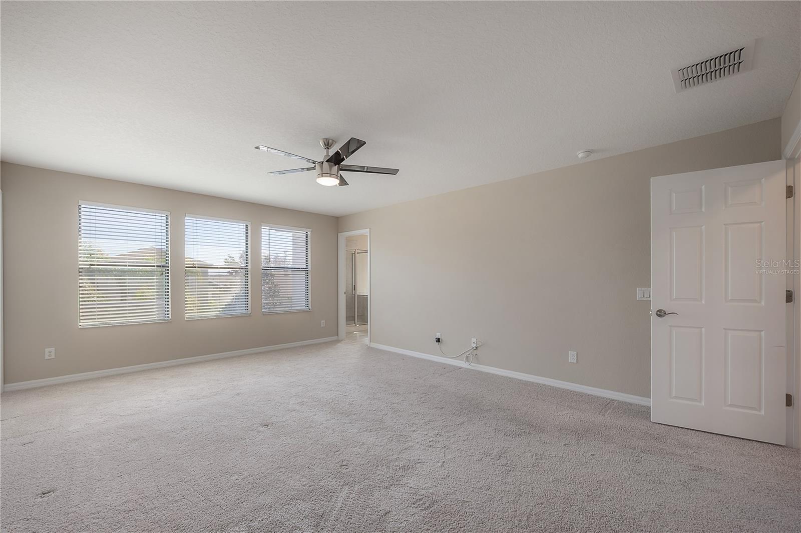 Image 40 of 84 For 19326 Long Lake Ranch Boulevard