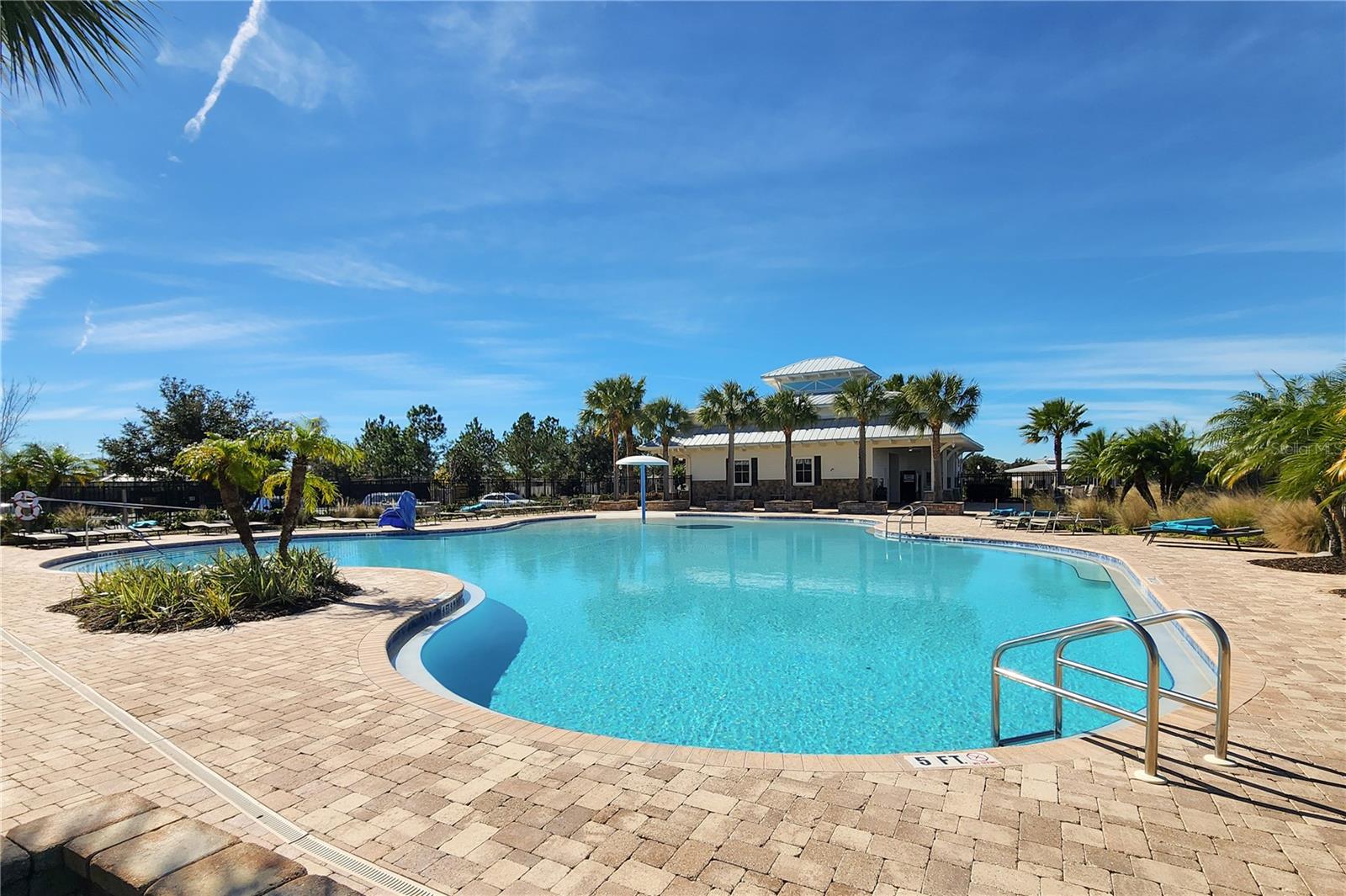 Image 74 of 84 For 19326 Long Lake Ranch Boulevard