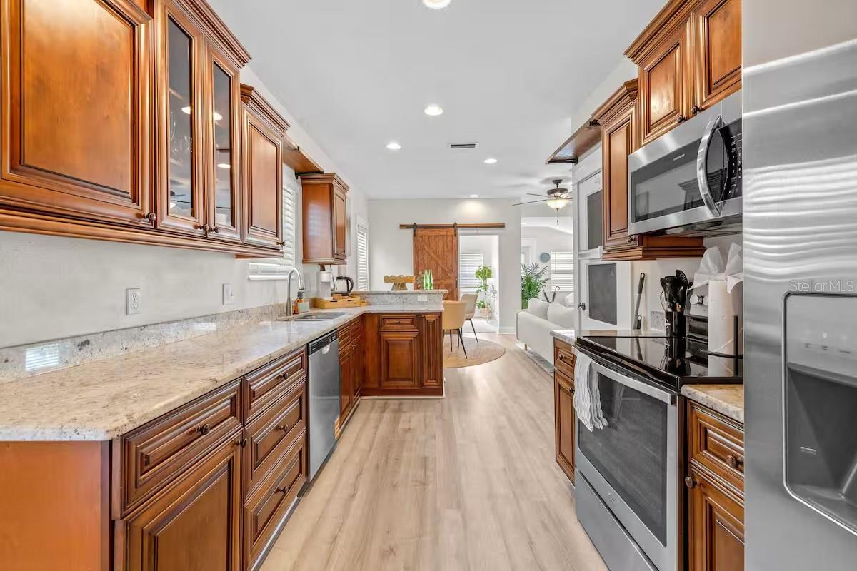 Image 12 of 34 For 7413 Elliott Street