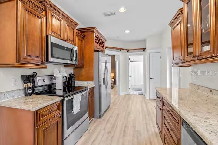 Image 13 of 34 For 7413 Elliott Street