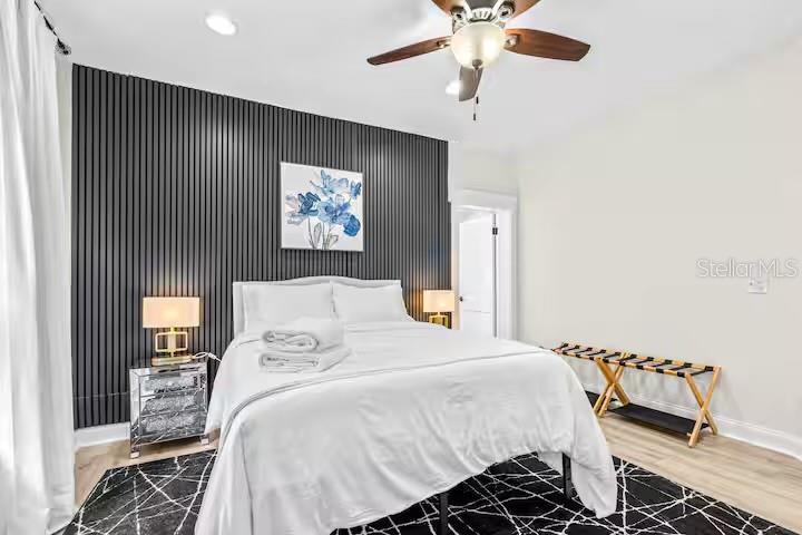 Image 19 of 34 For 7413 Elliott Street