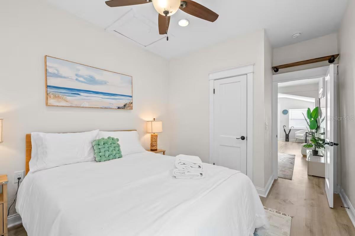 Image 22 of 34 For 7413 Elliott Street