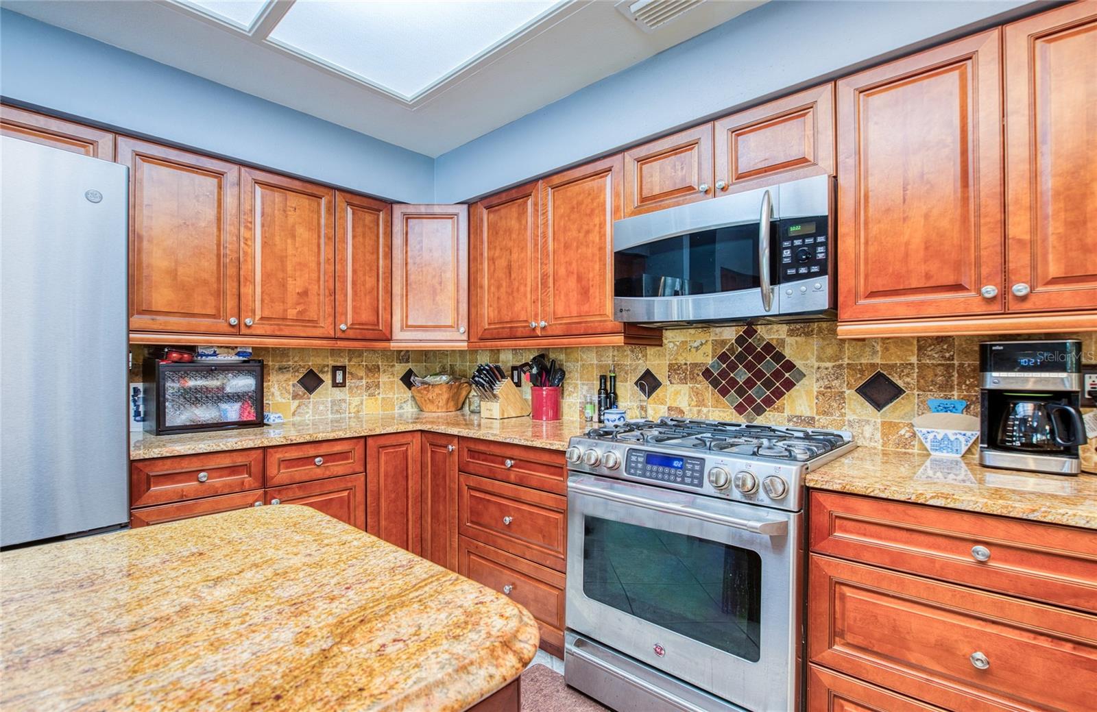 Image 12 of 47 For 4901 Hallstead Way