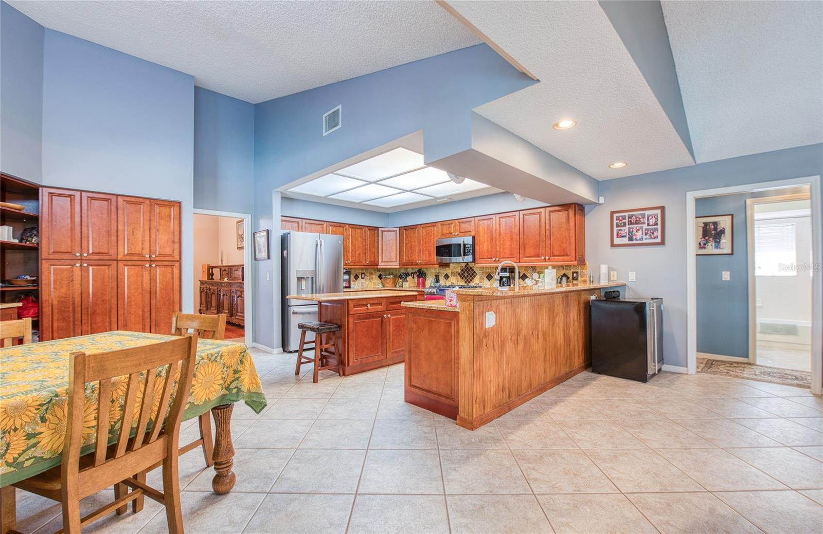 Image 17 of 47 For 4901 Hallstead Way