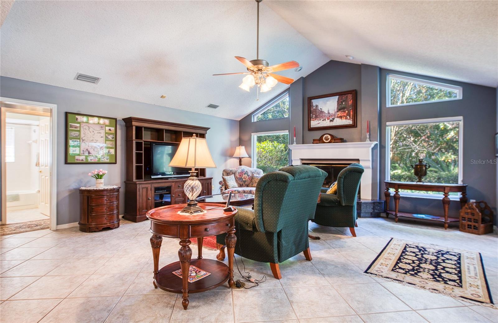 Image 18 of 47 For 4901 Hallstead Way