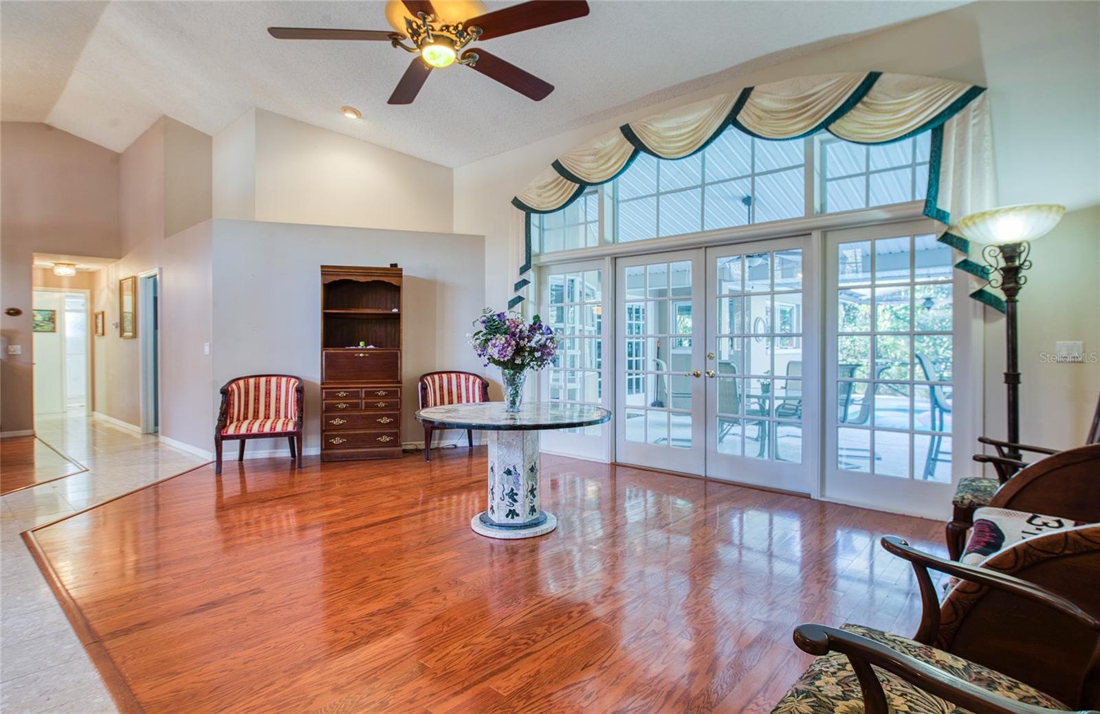 Image 7 of 47 For 4901 Hallstead Way