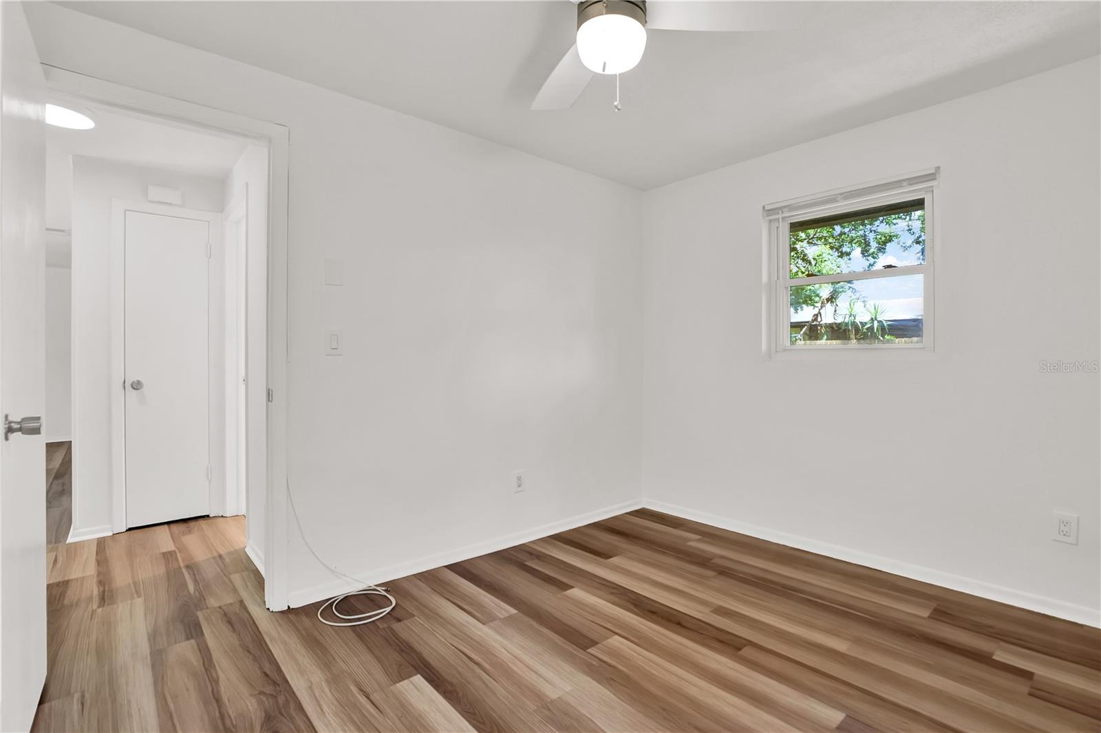 Image 14 of 22 For 980 5th Avenue Ne