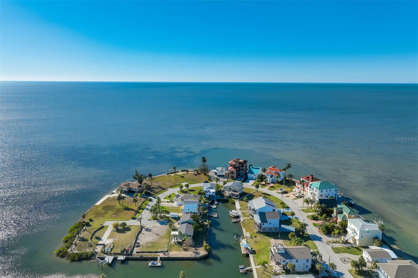 Image 21 of 25 For 6424 Driftwood Drive