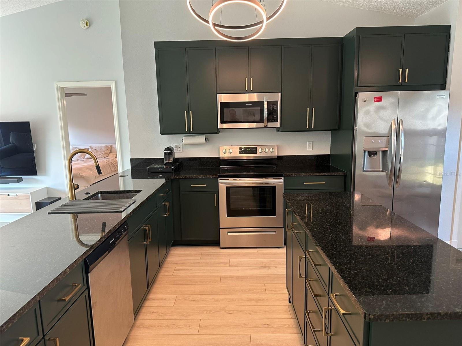 Image 20 of 33 For 231 Morgan Court