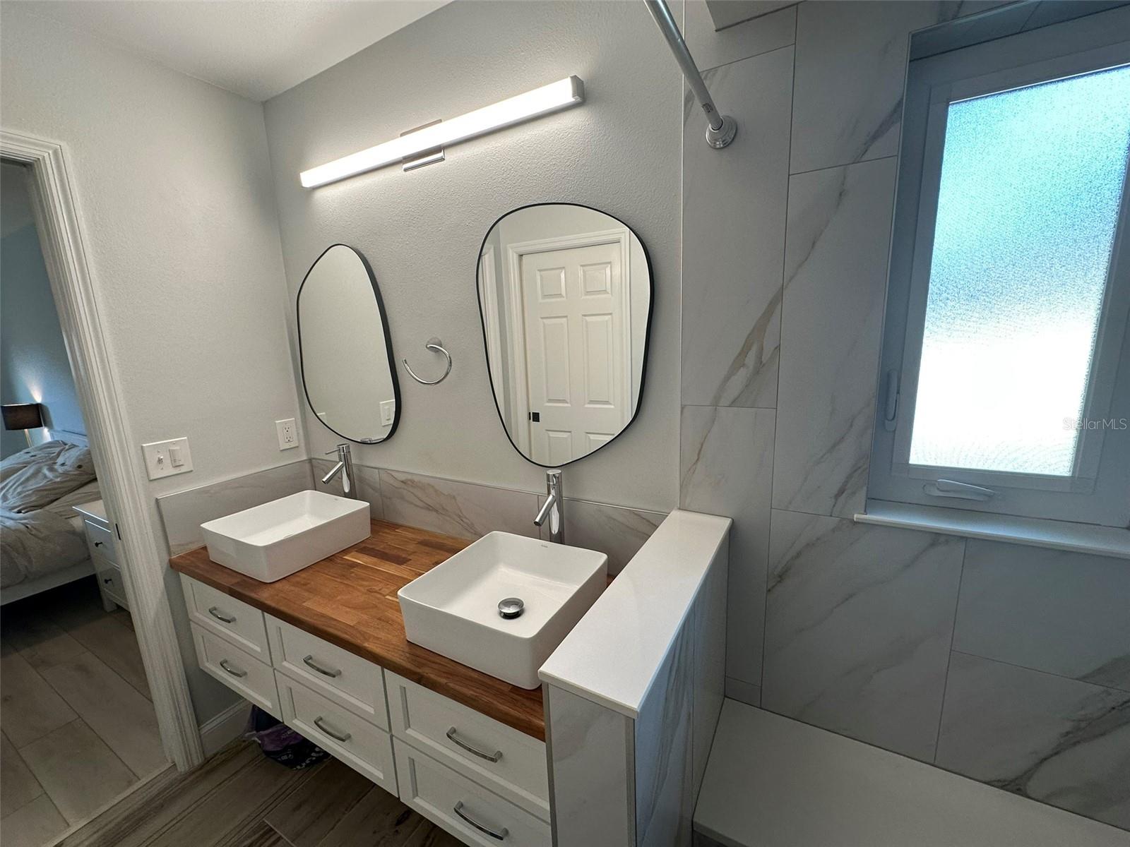 Image 22 of 33 For 231 Morgan Court