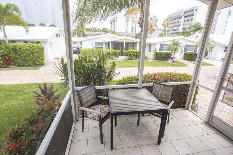 Image 6 of 16 For 6020 Midnight Pass Road 4