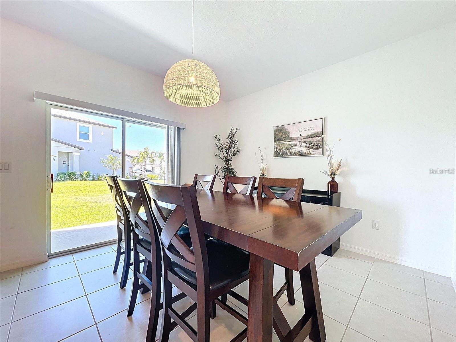 Image 12 of 40 For 32046 Powderpuff Mimosa Drive