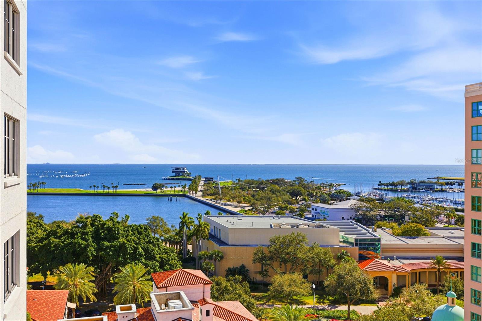 Image 6 of 44 For 300 Beach Drive Ne 1004