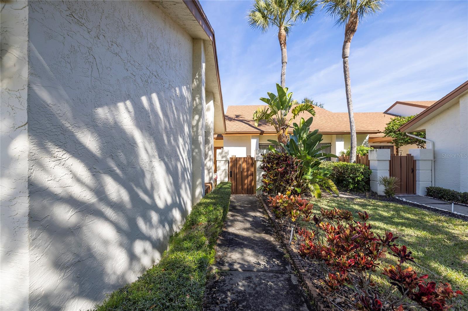 Image 3 of 35 For 3055 Pelican Place