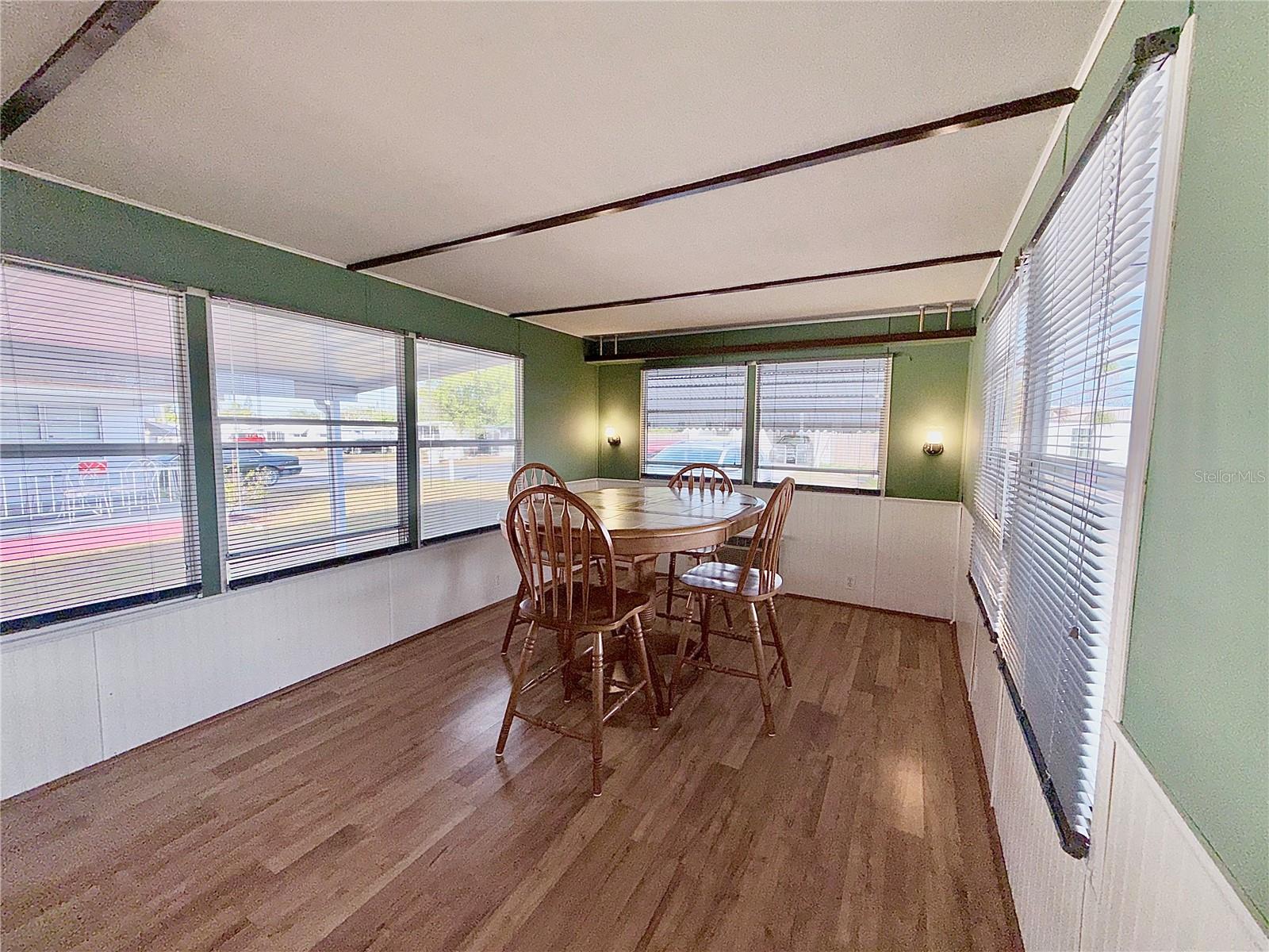 Image 18 of 35 For 1909 Lullaby Drive