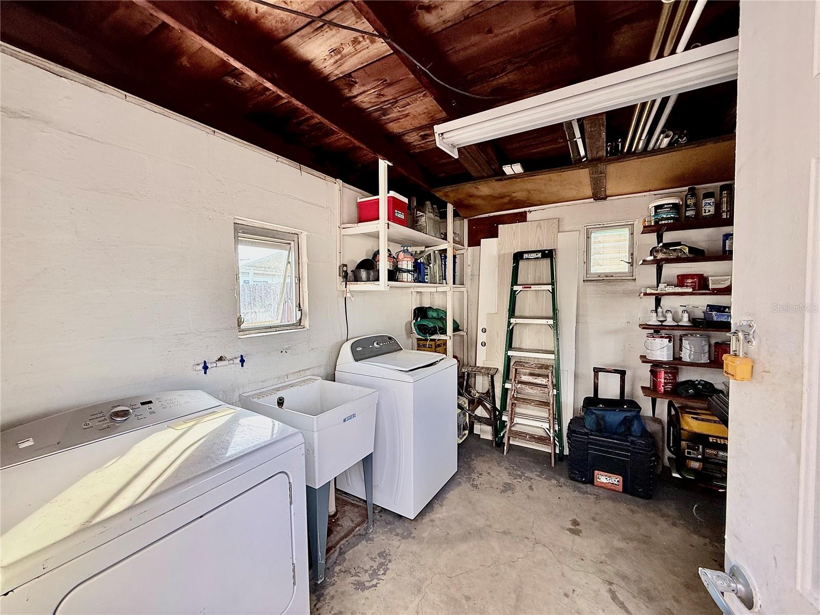 Image 28 of 35 For 1909 Lullaby Drive