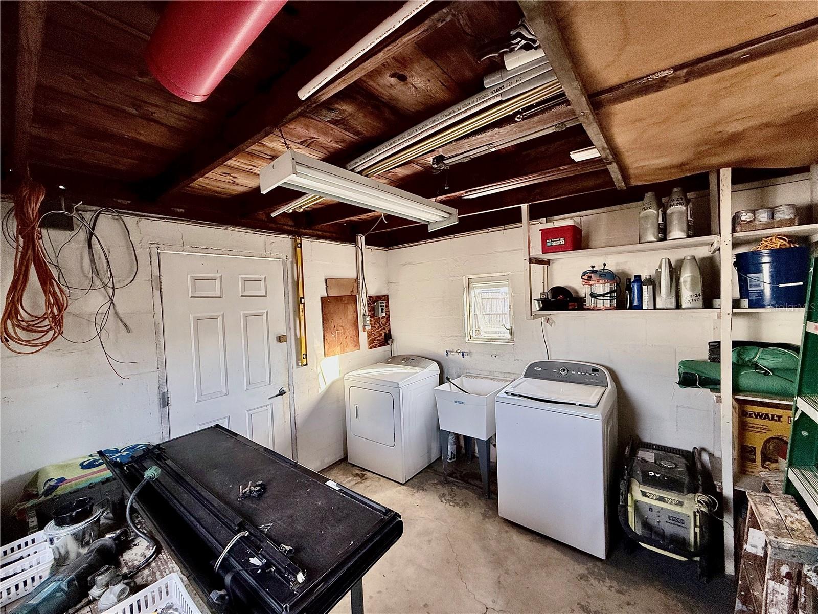 Image 30 of 35 For 1909 Lullaby Drive