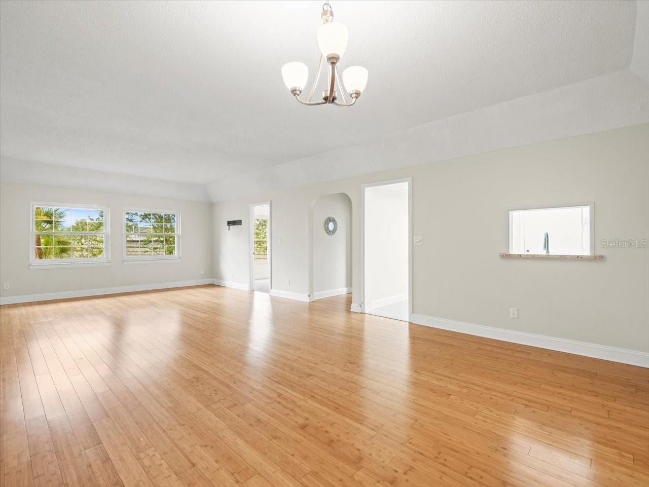 Image 17 of 35 For 1503 Cordova Green