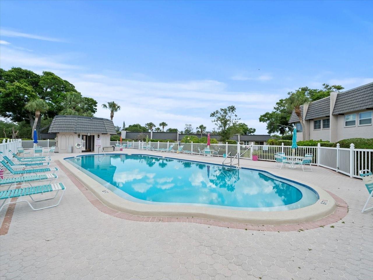 Image 2 of 35 For 1503 Cordova Green