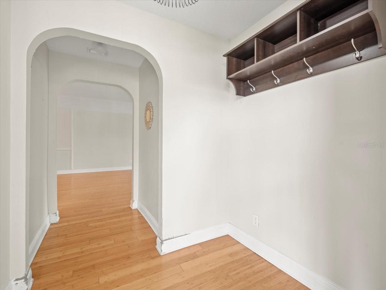 Image 5 of 35 For 1503 Cordova Green