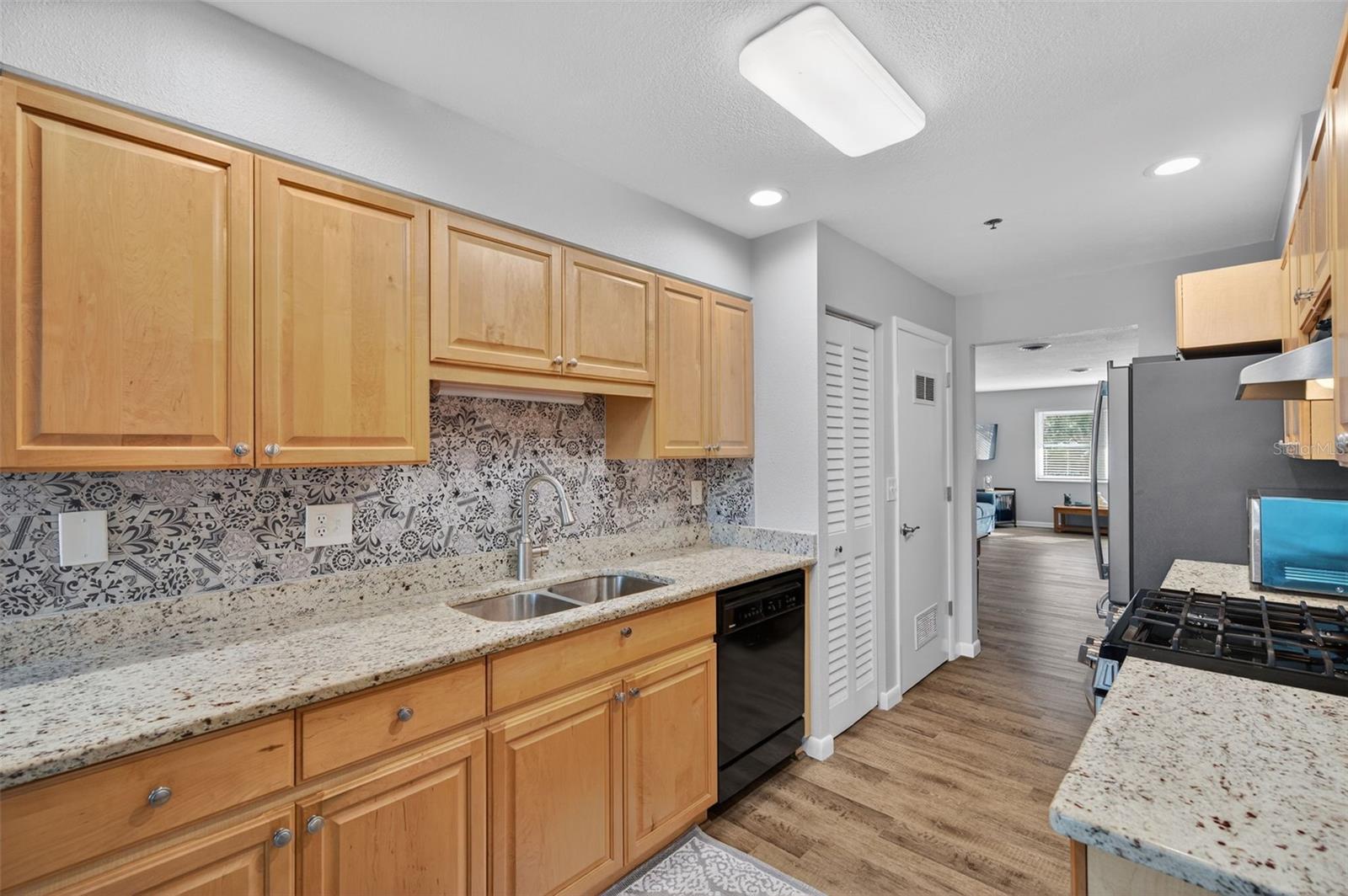 Image 15 of 52 For 8186 Terrace Garden Drive N 307