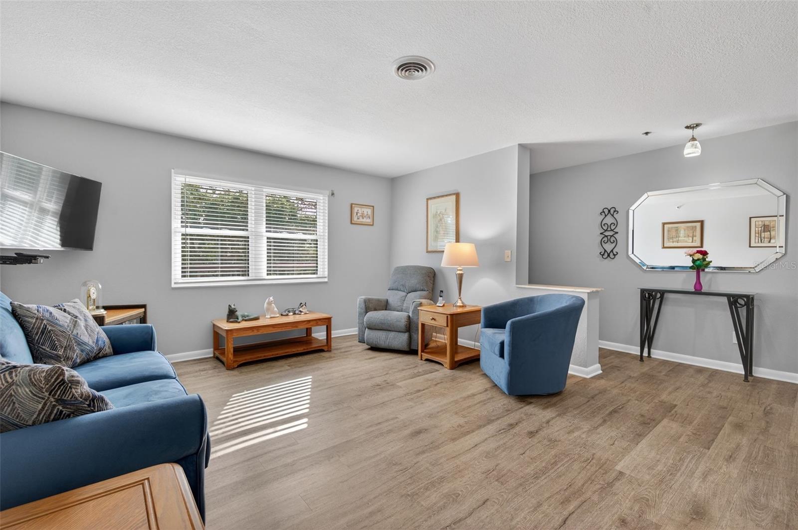 Image 6 of 52 For 8186 Terrace Garden Drive N 307