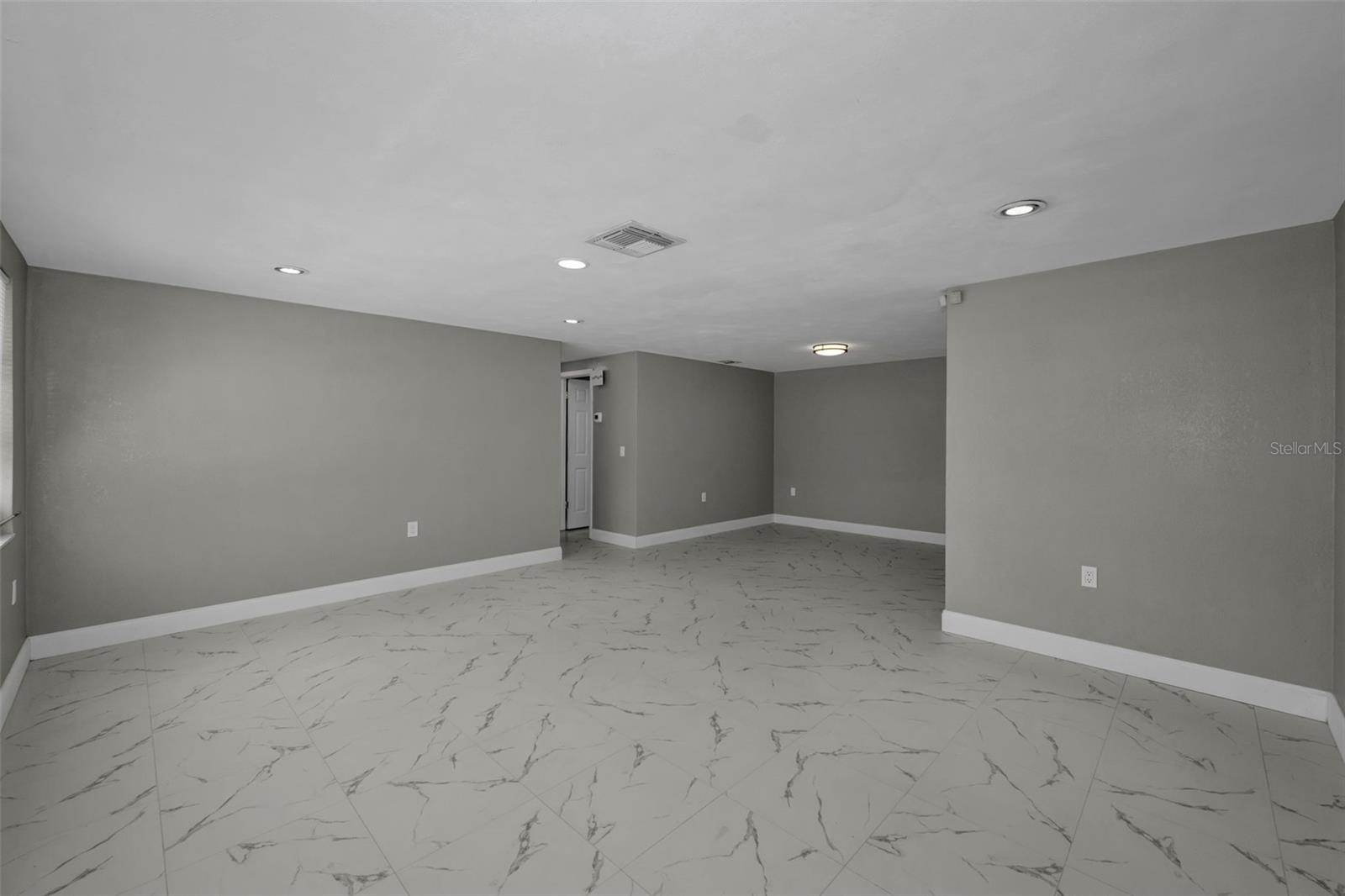 Image 16 of 54 For 3505 Calera Drive