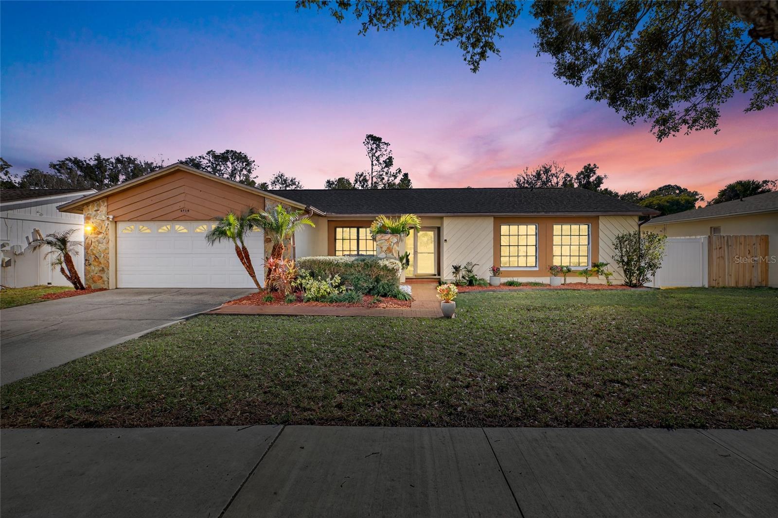 Details for 4712 Fox Hunt Drive, TAMPA, FL 33624