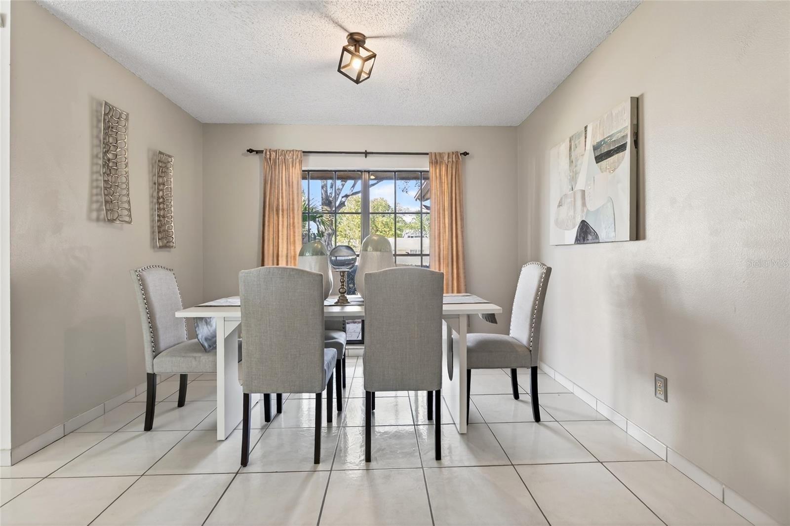 Image 14 of 57 For 4712 Fox Hunt Drive