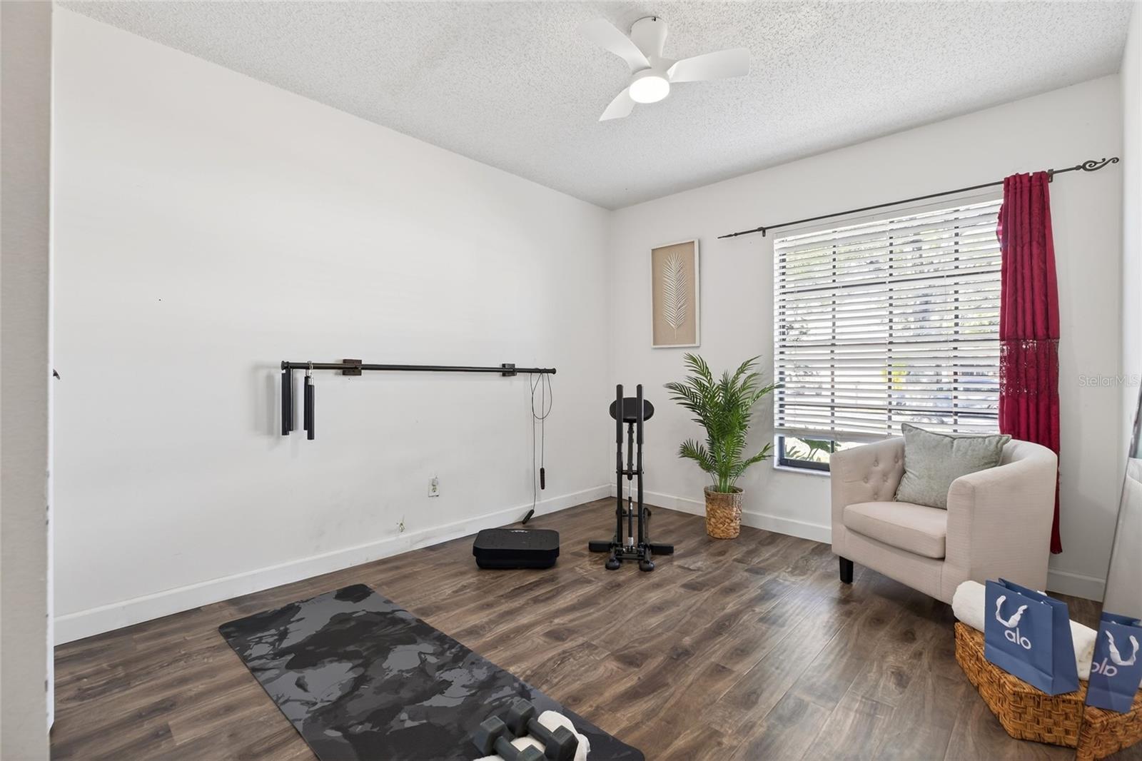 Image 17 of 57 For 4712 Fox Hunt Drive