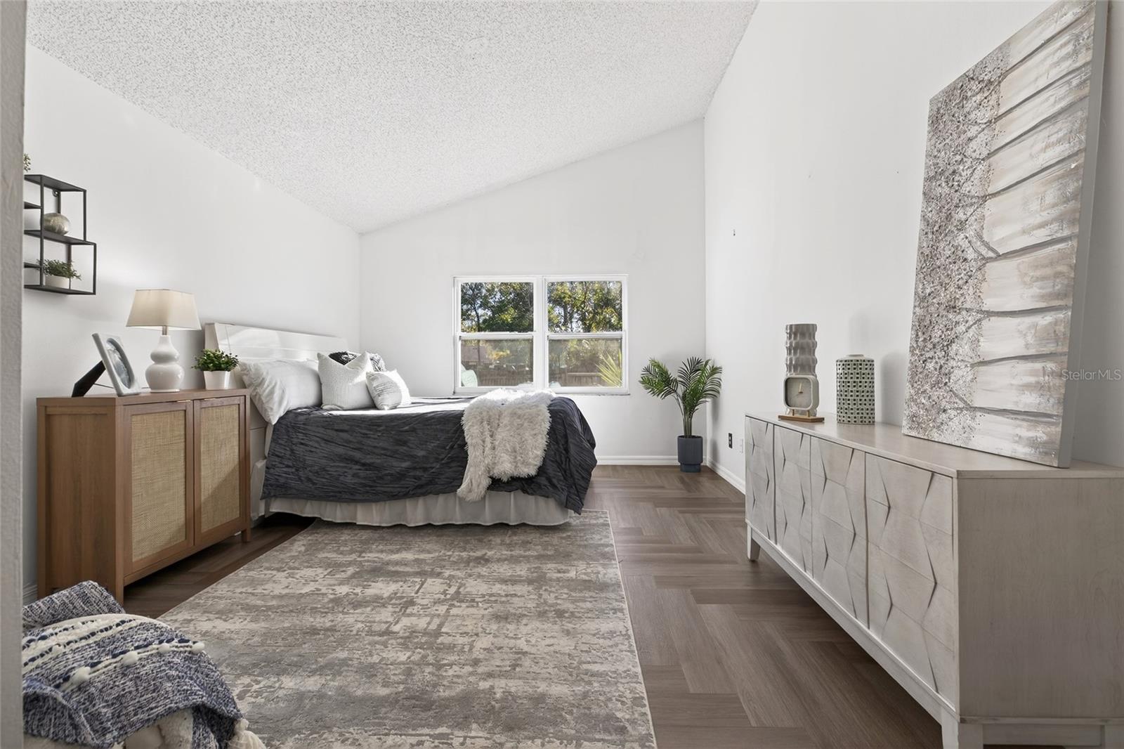 Image 38 of 57 For 4712 Fox Hunt Drive