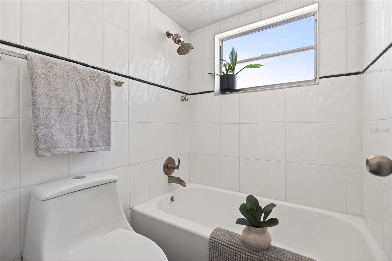 Image 41 of 57 For 4712 Fox Hunt Drive