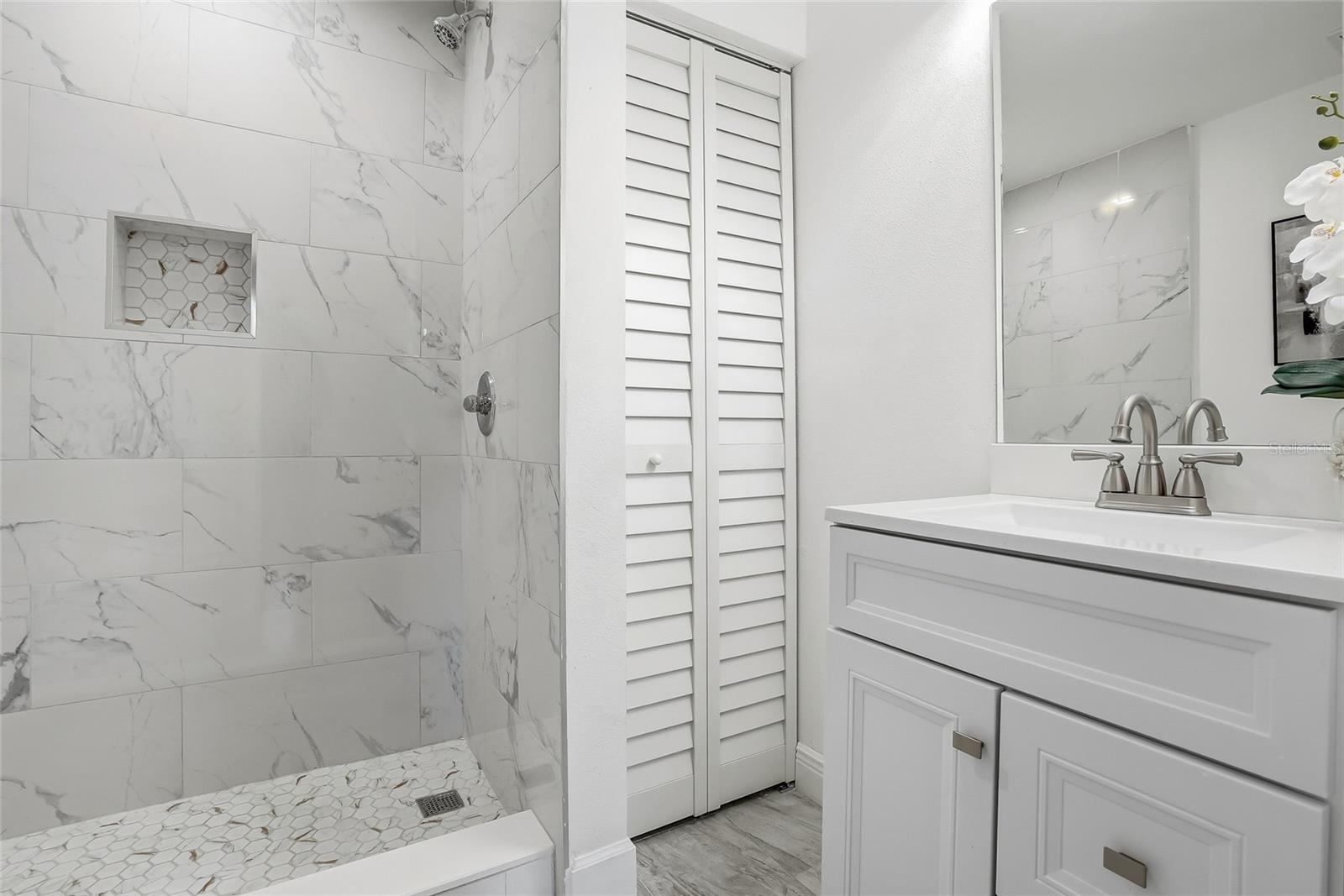 Image 25 of 46 For 114 Connie Avenue