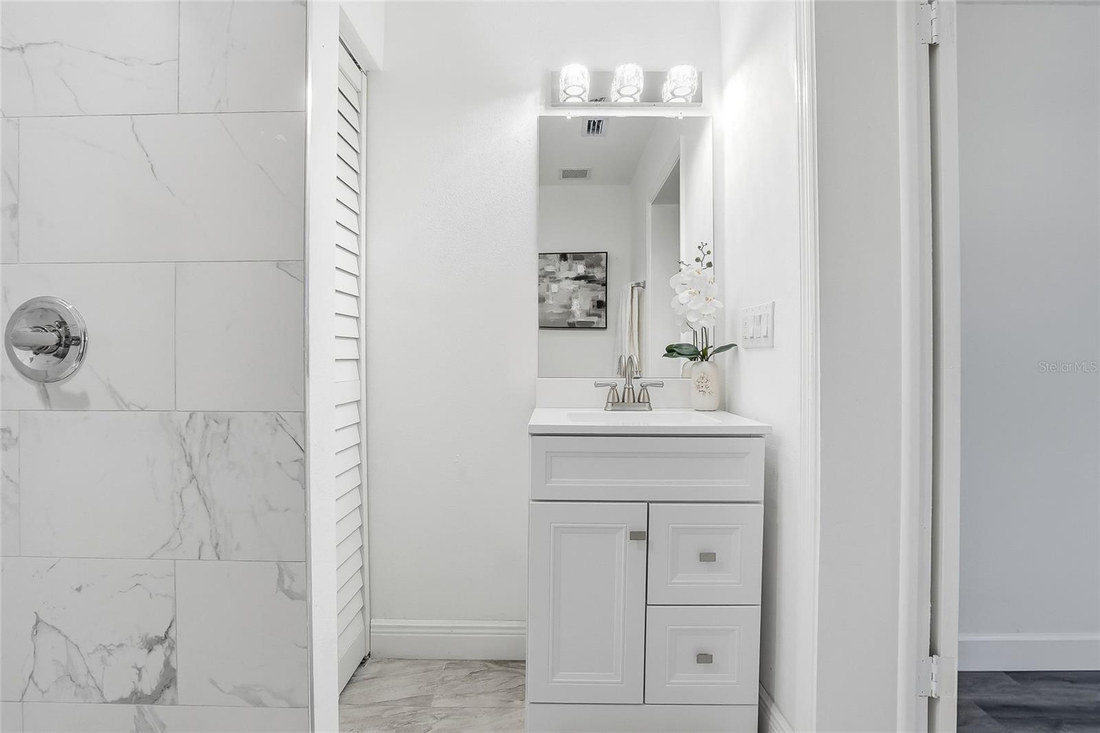 Image 26 of 46 For 114 Connie Avenue