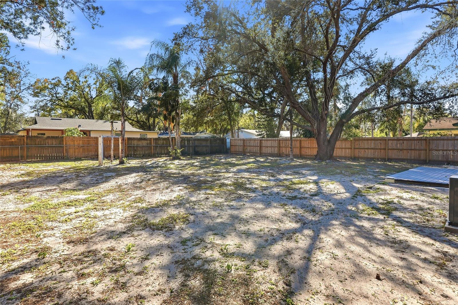 Image 37 of 46 For 114 Connie Avenue