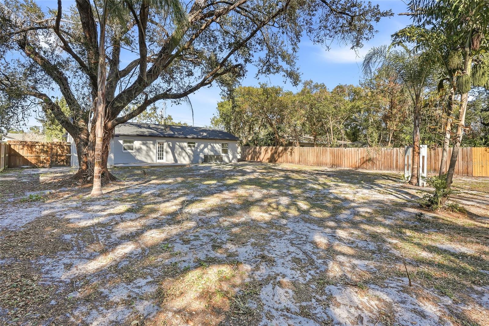 Image 39 of 46 For 114 Connie Avenue