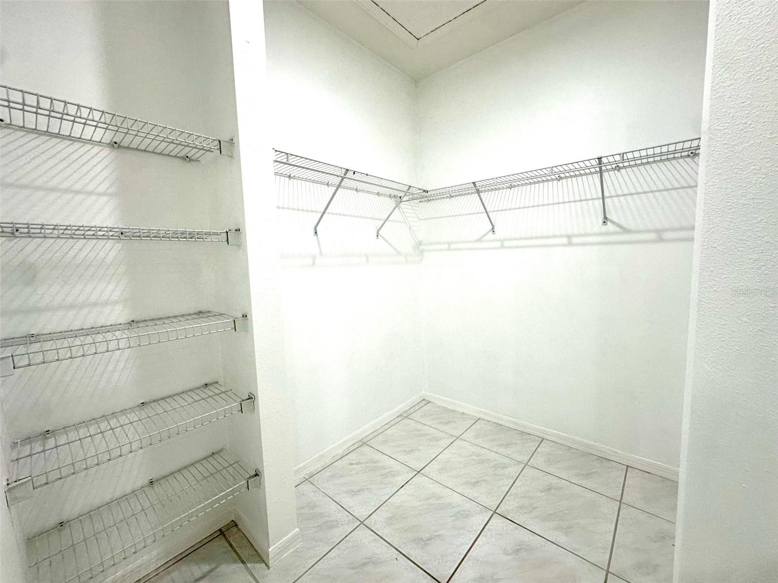 Image 16 of 25 For 1420 Water View Drive W 201