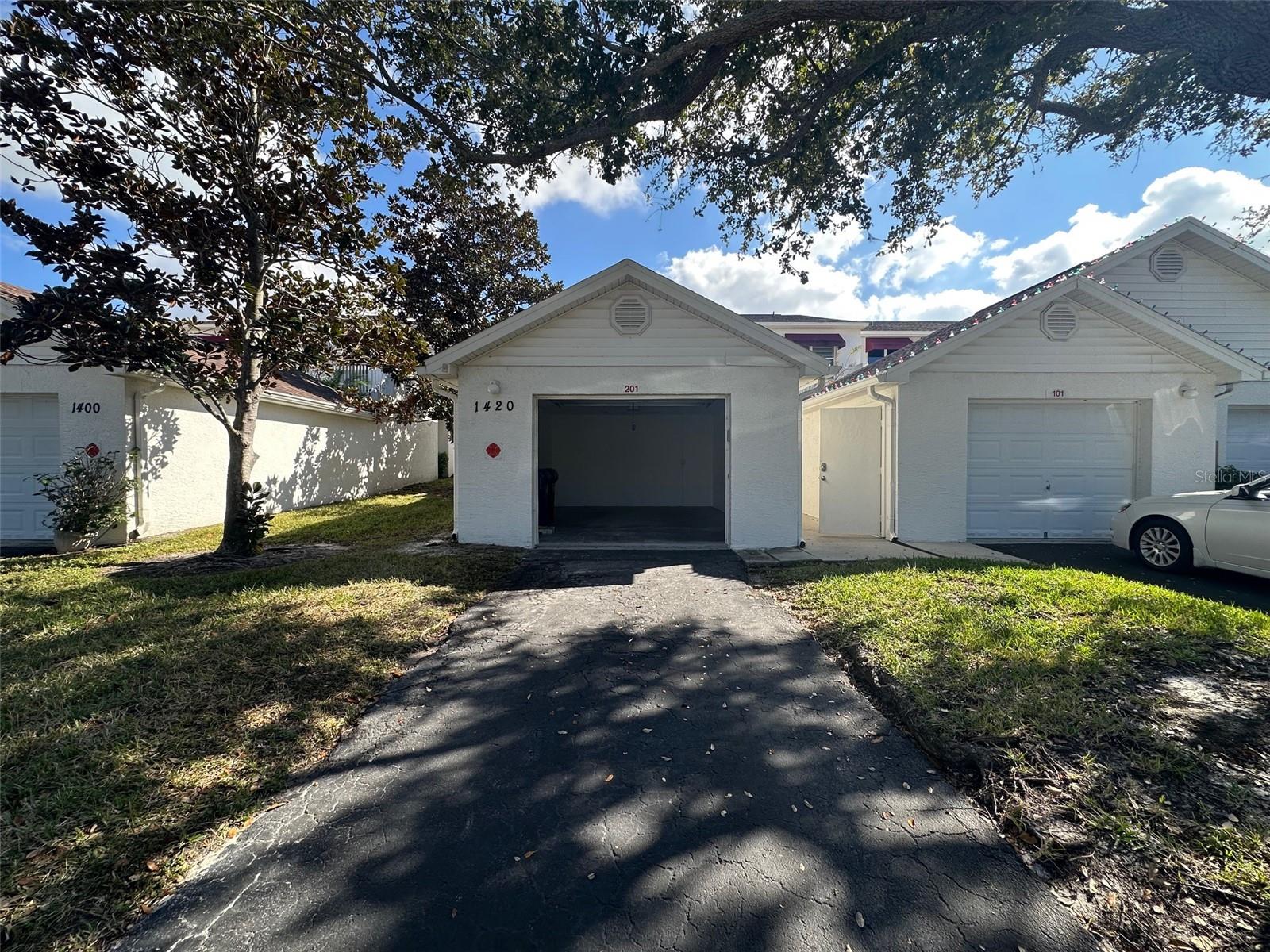 Image 3 of 25 For 1420 Water View Drive W 201